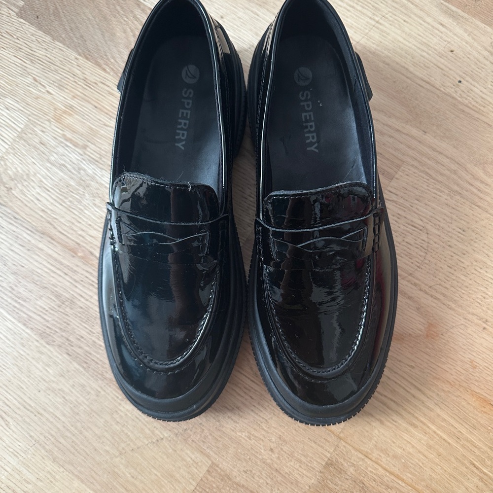 Sperry  women’s Black Patent Leather Loafers